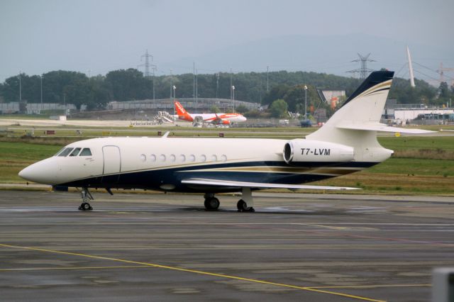 Dassault Falcon 2000 (T7-LVM)