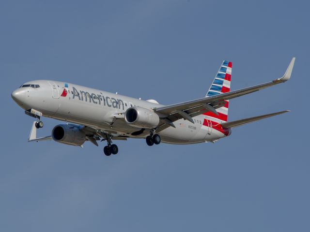 Boeing 737-800 (N951NN) - 8/20/20