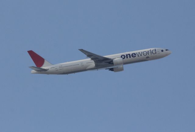 Boeing 777-200 (JA752J)