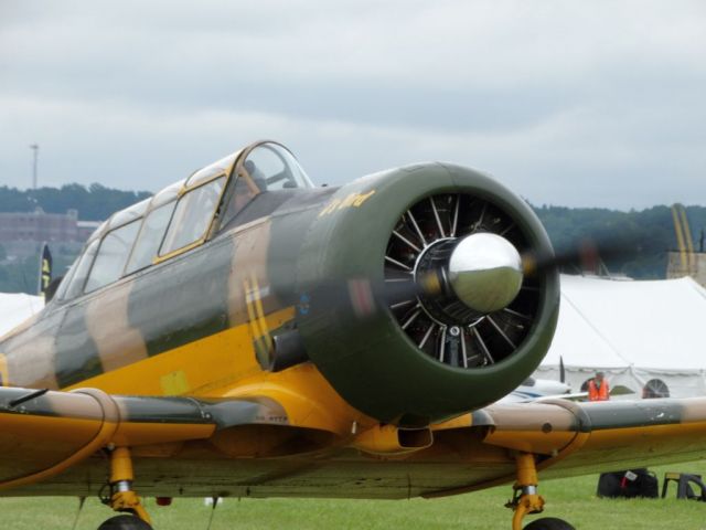 North American T-6 Texan (N99CV)