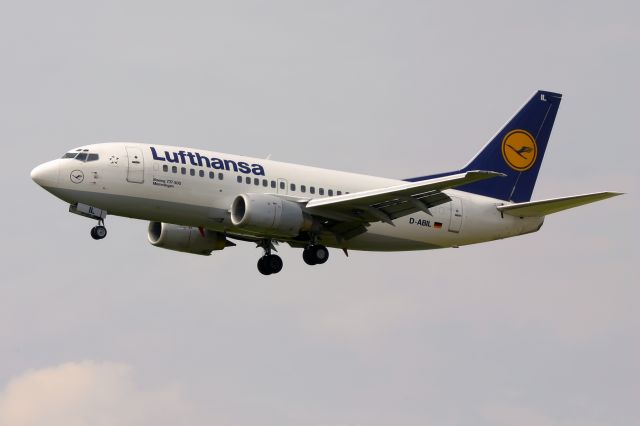 BOEING 737-300 (D-ABIL)