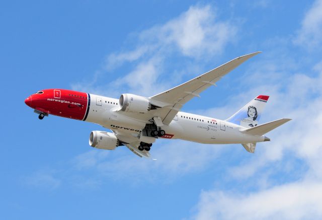 Boeing 787-8 (EI-LNA) - Norwegian Boeing 787 First Flight