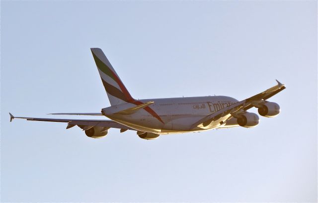 Airbus A380-800 (A6-EEQ) - a rel=nofollow href=http://flightaware.com/live/flight/A6EEQ/history/20141028/2345Z/KLAX/OMDBhttps://flightaware.com/live/flight/A6EEQ/history/20141028/2345Z/KLAX/OMDB/a