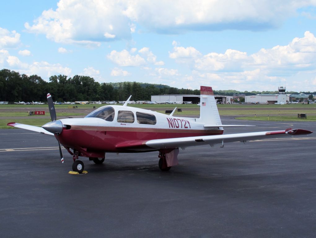 Mooney M-20 (N1072Y)