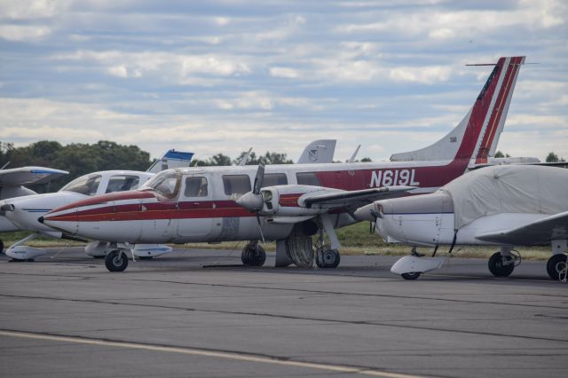 Piper Aerostar (N619L) - Seen about 2 years ago during the Leesburg Airshow, poor things been all but abandoned by her owners. I'd love to see her fly again.