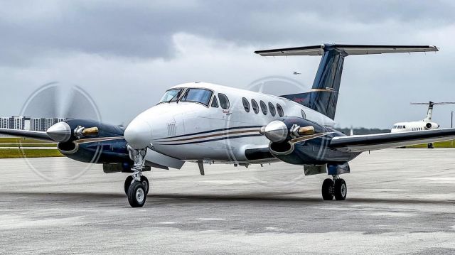 Beechcraft Super King Air 200 (N1850X) - Kingdom Aviation Services, LLC - Yelvington Jet Aviation FBO Daytona Beach International Airport