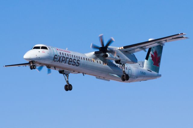 de Havilland Dash 8-400 (C-GJZF) - Feb 2019