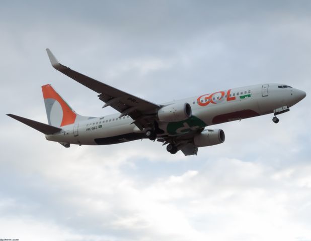 Boeing 737-800 (PR-GZJ)