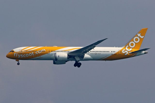 Boeing 787-9 Dreamliner (9V-OJH)