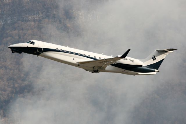 Embraer ERJ-135 (SP-FMG)