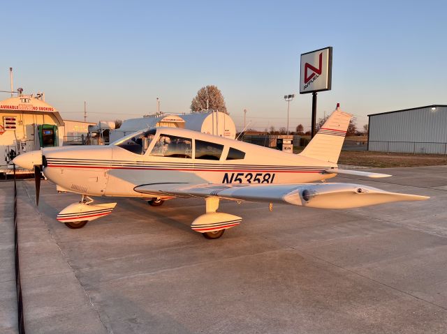 Piper Cherokee (N5358L)