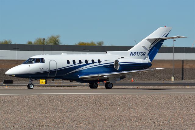 Hawker 800 (N317CQ)