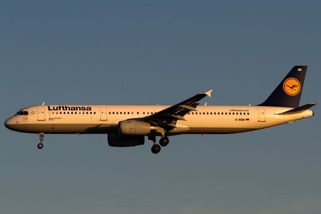 Airbus A321 (D-AISB)