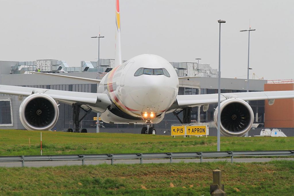 Airbus A330-900 (OO-ABG) - Go to Martinique Int'l TFFF.