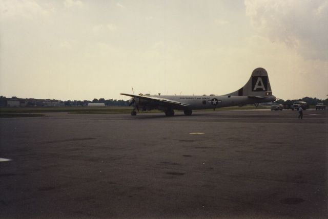 Boeing B-29 Superfortress (N529B)