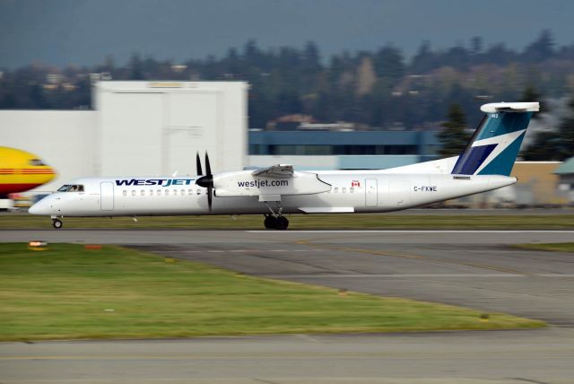 de Havilland Dash 8-400 (C-FKWE)