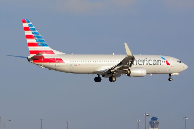 Boeing 737-800 (N897NN) - American - N897NN - B737-800 - Arriving KDFW 02/16/2014