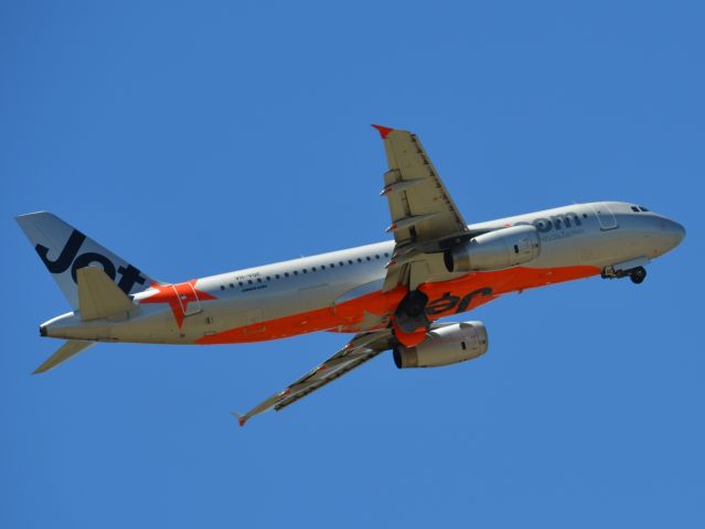 Airbus A320 (VH-VQE) - Getting airborne off runway 23. Wednesday 4th January 2012.