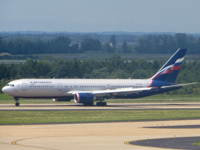 BOEING 767-300 (VP-BAY) - Aeroflot 767-300 7/20/13