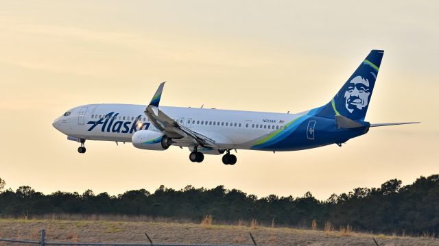 Boeing 737-900 (N251AK) - Alaska Airlines Boeing 737-900 (N251AK) from KSEA arrives at KRDU Rwy 23R on 12/30/2018 at 4:15 pm.