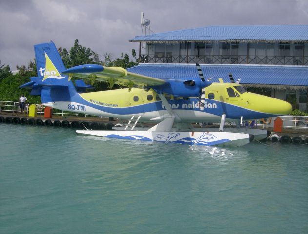 De Havilland Canada Twin Otter (8Q-TMI) - Trans Maldivian Airlines