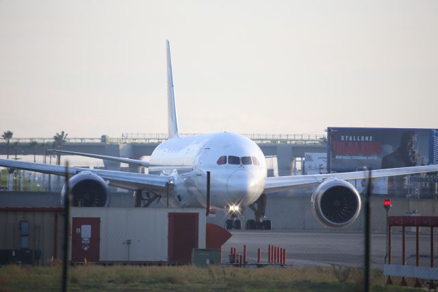 Boeing 787-8 (CC-BBG)