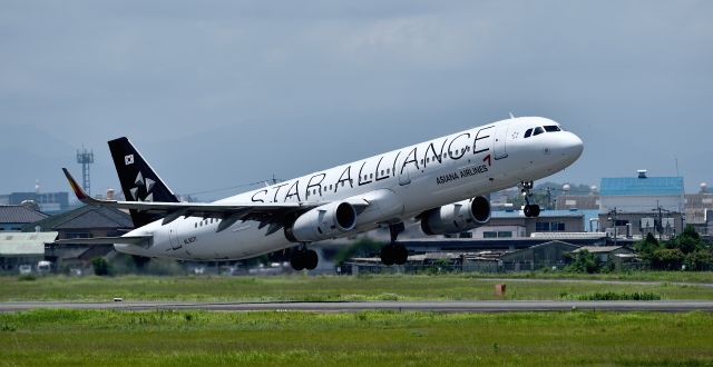 Airbus A321 (HL8071)