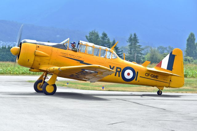 C-FGME — - 2013 Chilliwack Airshow