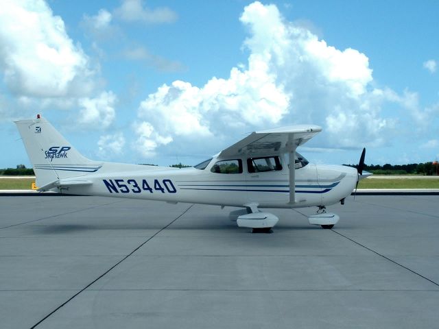 Cessna Skyhawk (N53440) - 2003 C172S