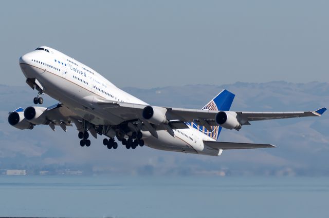 Boeing 747-400 (N118UA) - The last and final revenue departure of the United 747. 