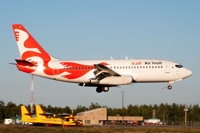 Boeing 737-200 (AIE352)