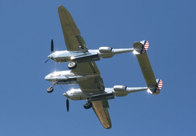 Lockheed P-38 Lightning (N25Y) - Lockheed P-38L Lightning (N25Y), La Ferté-Alais Airfield (LFFQ)