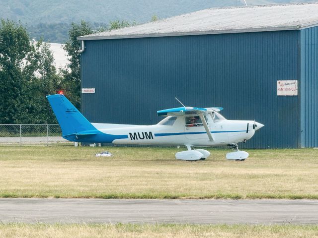 Cessna 152 (ZK-MUM)