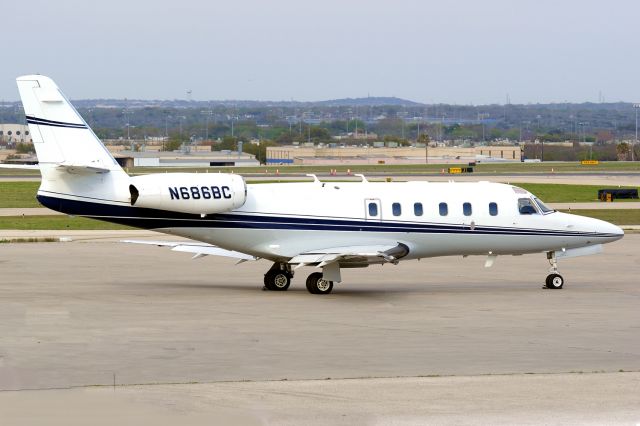 IAI Gulfstream G100 (N686BC)