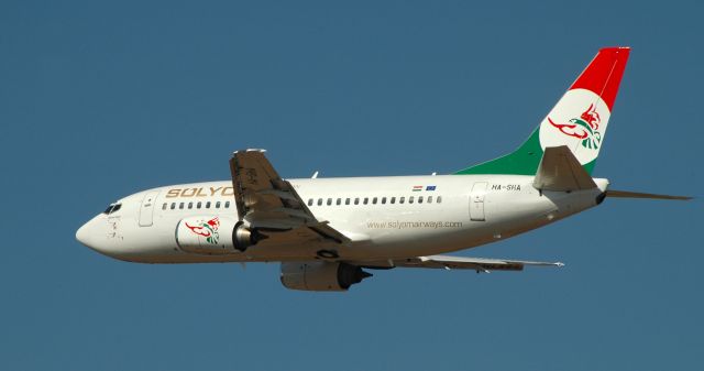 Boeing 737-700 (HA-SHA)