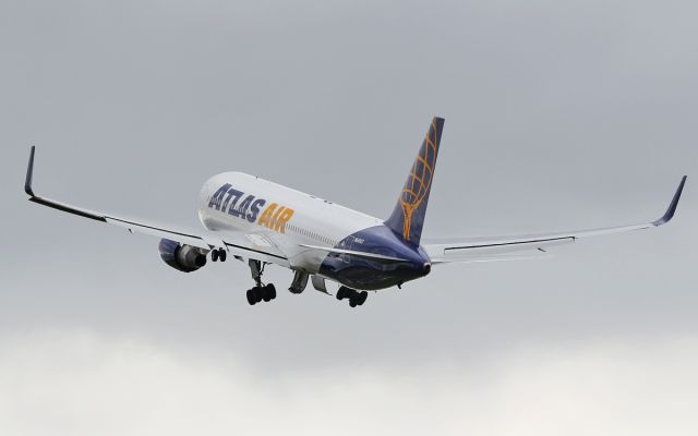 BOEING 767-300 (N649GT) - atlas air b767-3 n649gt dep shannon 21/6/16.