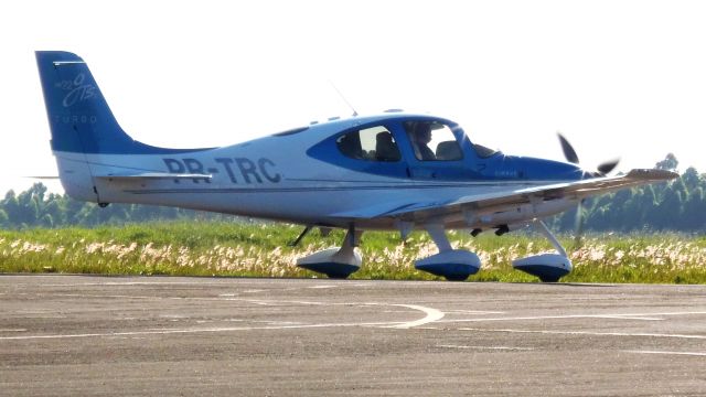 Cirrus SR-22 (PR-TRC)