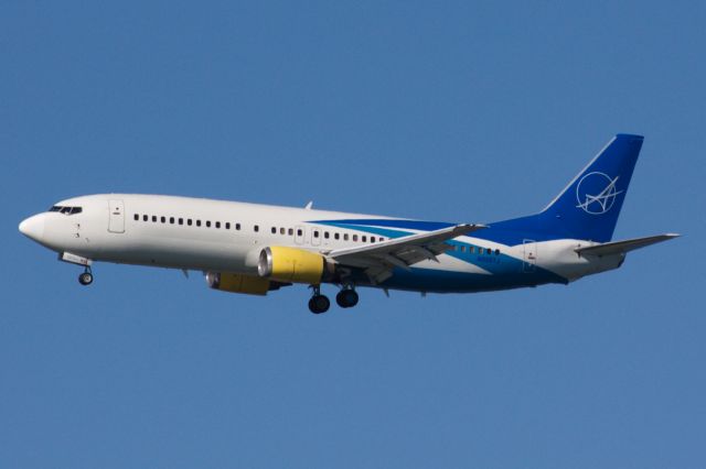 BOEING 737-400 (N808TJ)