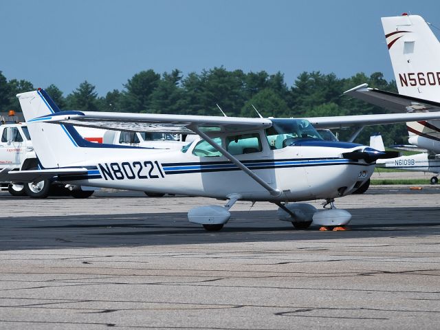 Cessna Skyhawk (N80221) - 6/18/09