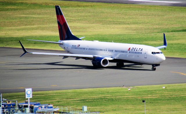 Boeing 737-900 (N845DN)