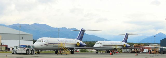 McDonnell Douglas DC-9-30 (N935CE)