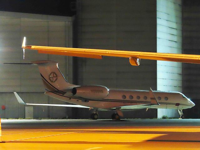 Gulfstream Aerospace Gulfstream V (N888NS) - I took this picture on Sep 21, 2019.br /Tag75/21Sep SZB-NRT