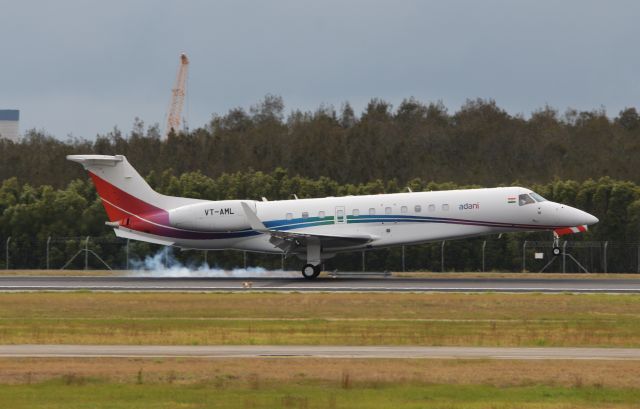 Embraer ERJ-135 (VT-AML)