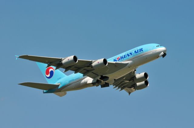 Airbus A380-800 (HL7611) - 2011/7/10