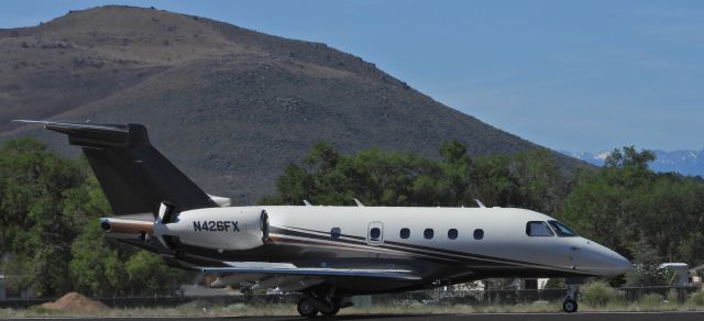 Embraer Legacy 450 (N426FX)