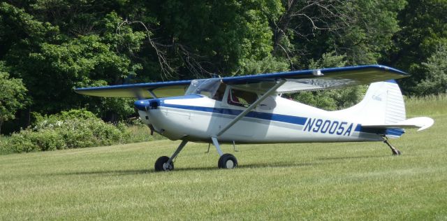 Cessna 170 (N9005A) - Taxiing to parking is this 1949 Cessna 170A from the Spring of 2024.