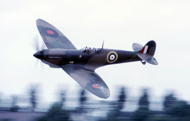 SUPERMARINE Spitfire (MAS434) - June 13th 1971 - ex RAF Biggin Hill - International Air Fair.  Several Spitfires on display and in this case, flying low and fast.