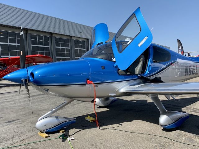 Cirrus SR-22 (N96LS)