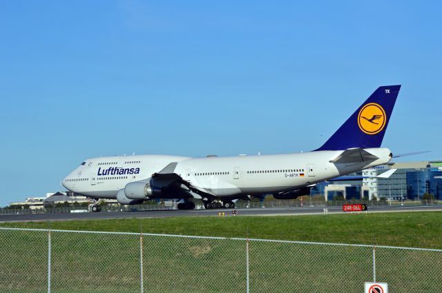 Boeing 747-400 (D-ABTK)