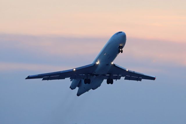 BOEING 727-200 (N216WE) - Climbing out of KTOL on 30 Jun 2020.